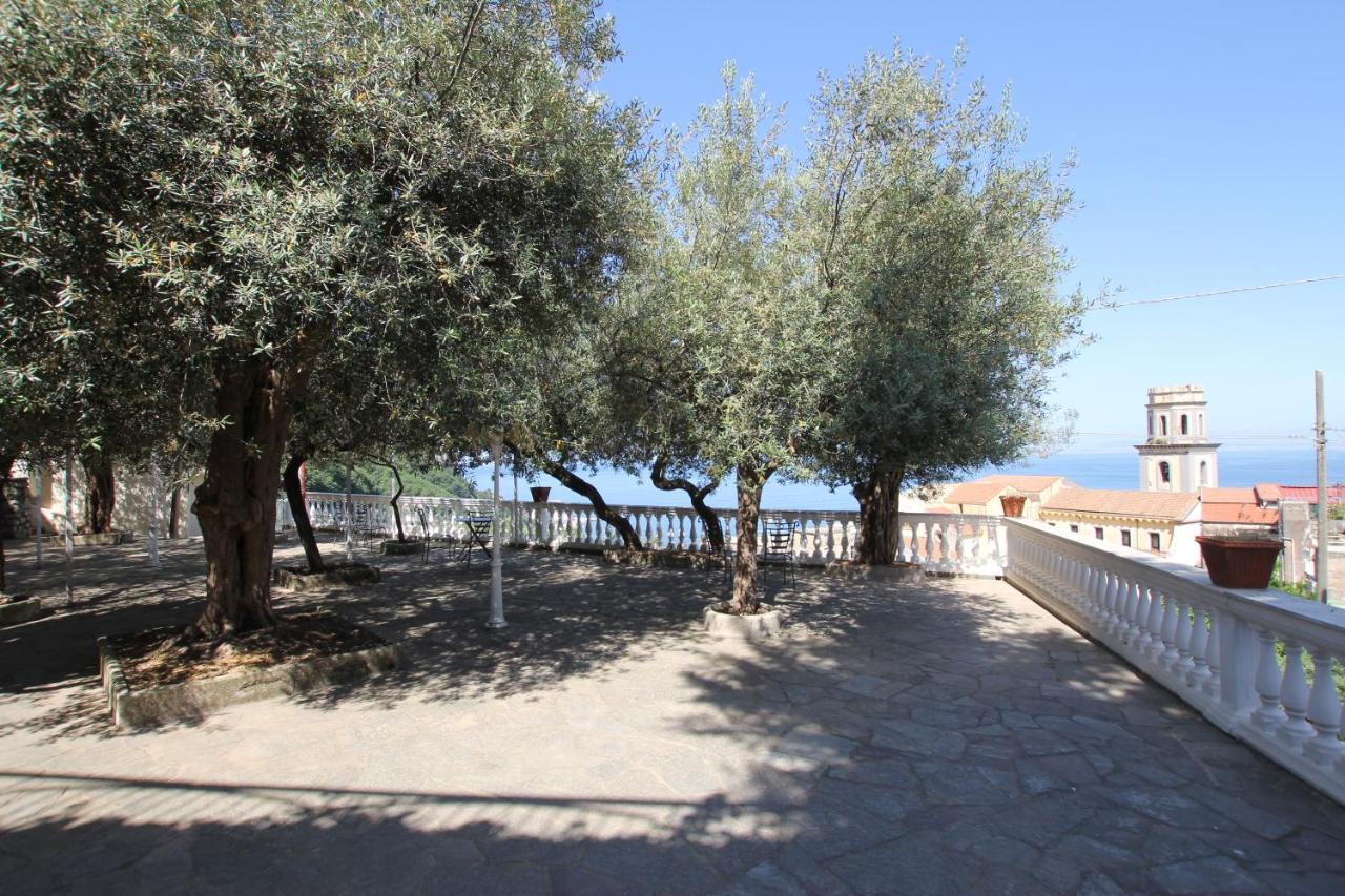 Hotel Lucia Castellammare di Stabia Dış mekan fotoğraf